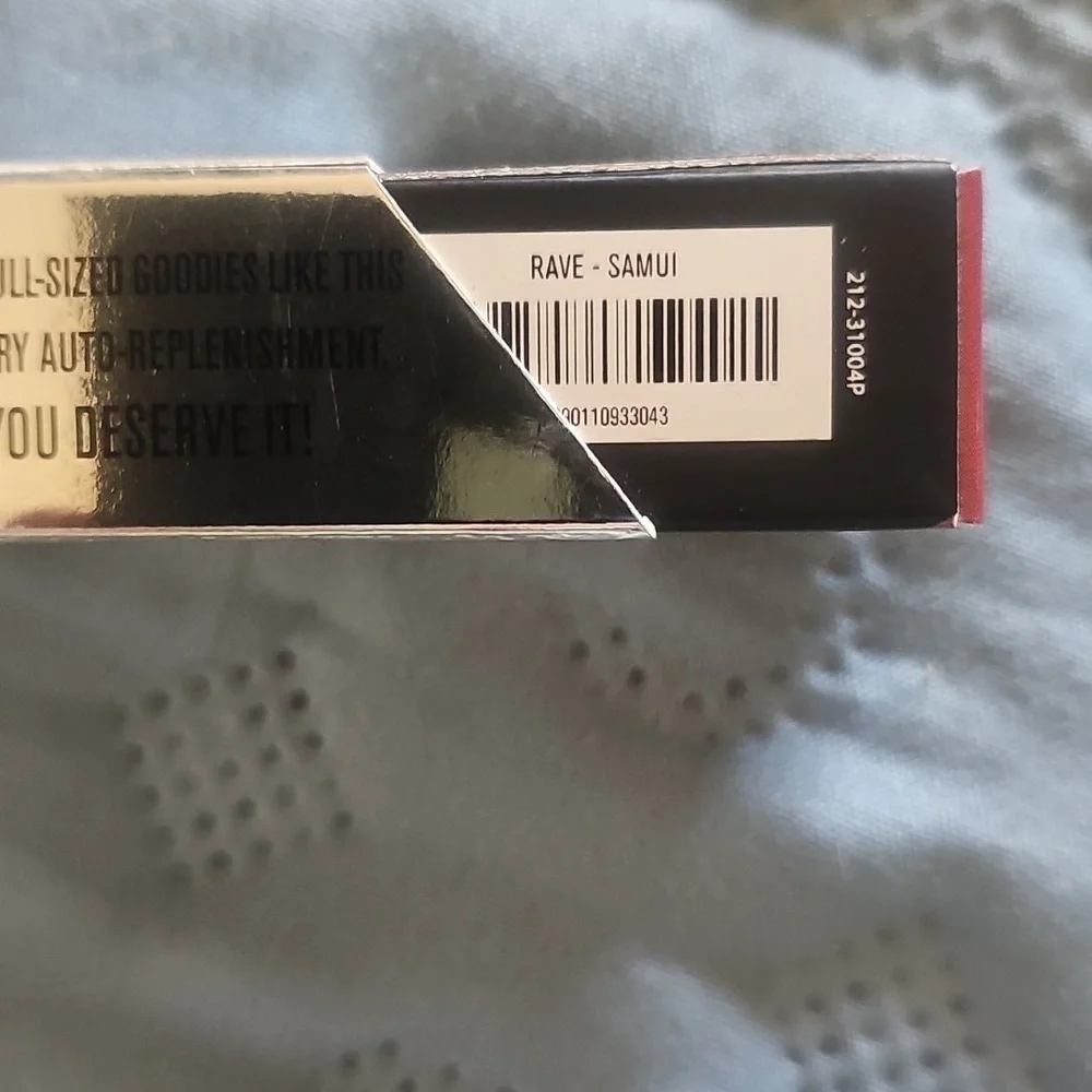 IL Makiage Rave Samui sheer lip color. NIB